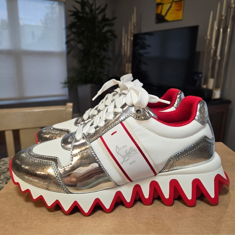 NEW Christian Louboutin Nastroshark Donna Flat Metallic Sneakers Size 37.5 - Picture 4 of 12